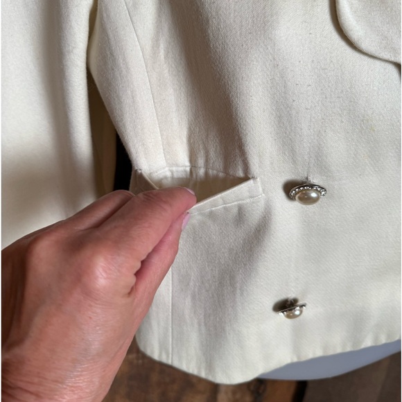 Valentino Vintage Cream Bolero - size X-Small - Picture 6 of 14